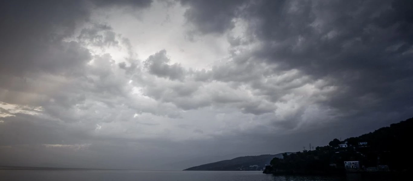 Καιρός: Με καταιγίδες ξεκινά η εβδομάδα - Αναλυτικά η πρόγνωση